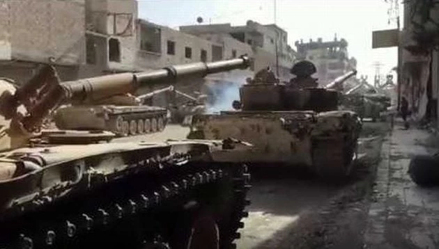 O Συριακός στρατός επελαύνει κατά των ισλαμιστών στη Δαμασκό – Δείτε το επικό βίντεο